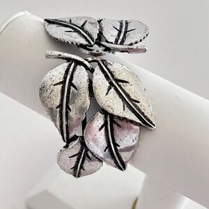 Vintage Leaf Cuff Bracelet Cast Silver Tone Metal Wide Leaf Front Opening Hinged